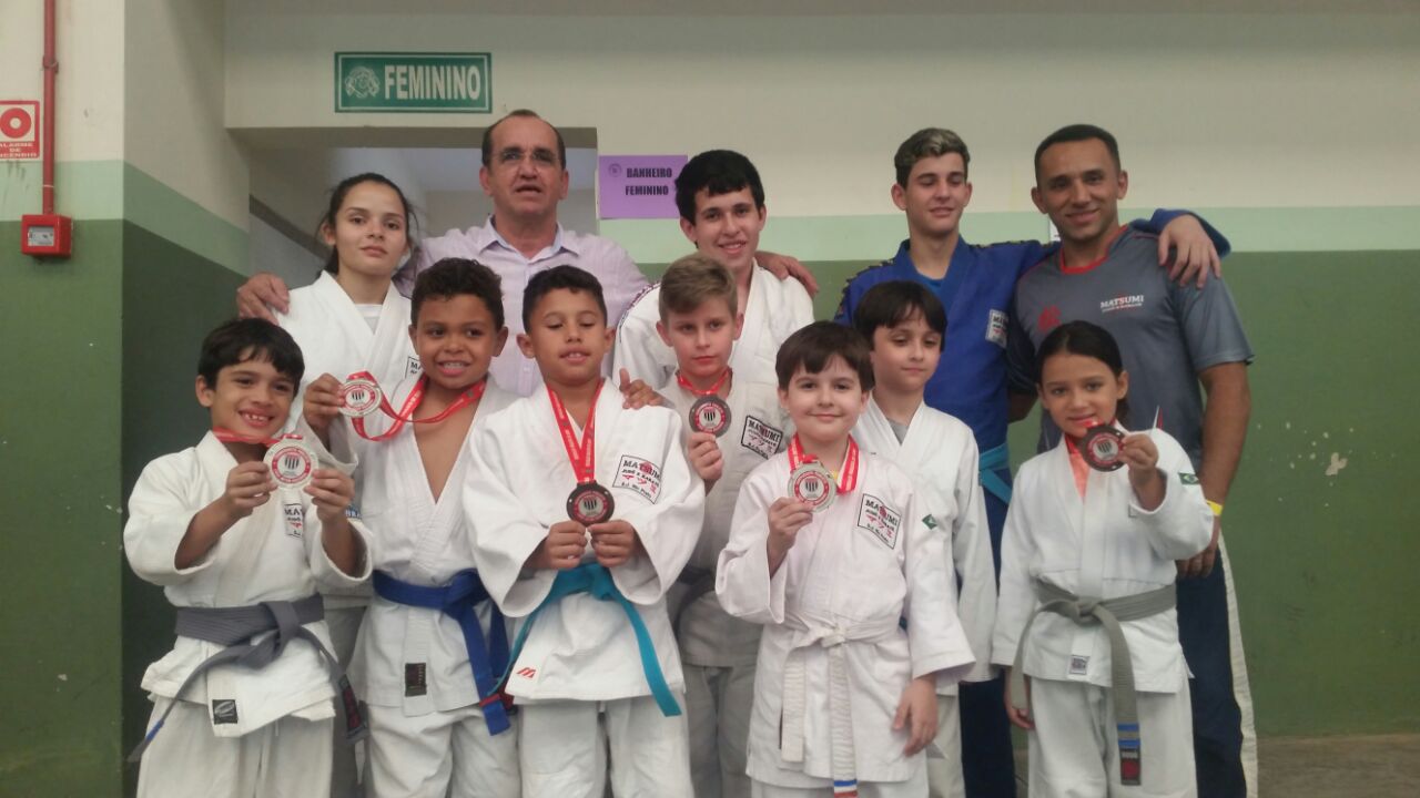 Judocas conquistam importante resultado, em Garça